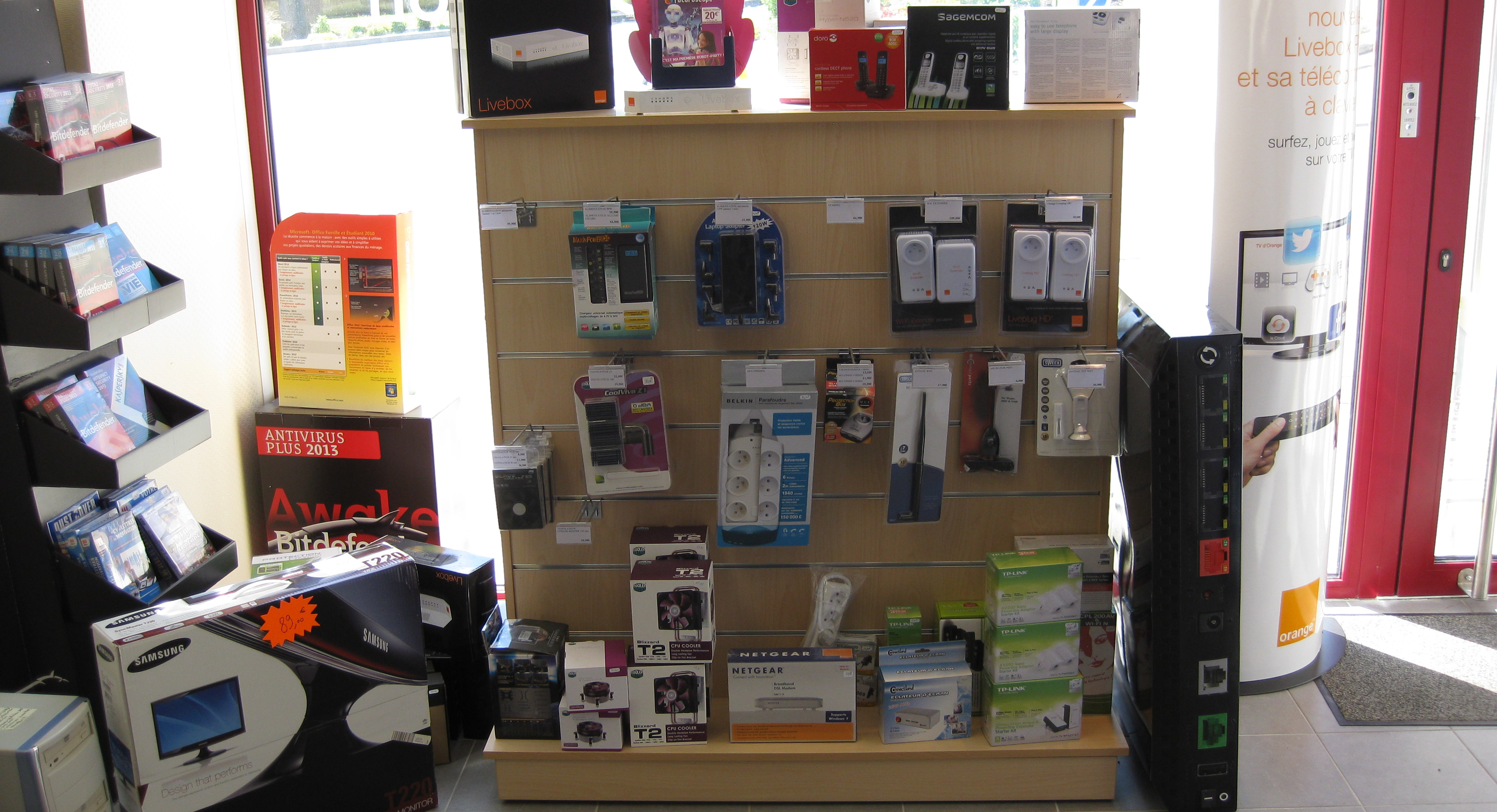 Espace de vente — Déclic-e média, Chauvigny